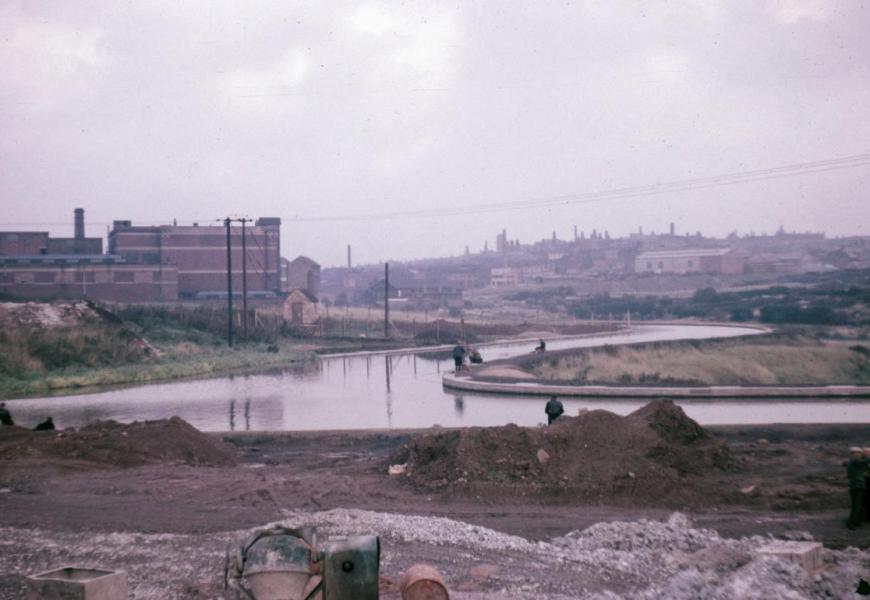 Junction of Burslem Branch Canal with the Trent & Mersey, 1961. Copyright Online Transport Archive/JG Parkinson. Used by permission